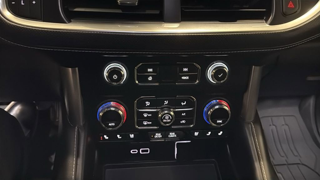2024 GMC Yukon SLT