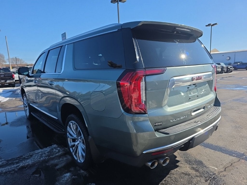 2023 GMC Yukon XL Denali