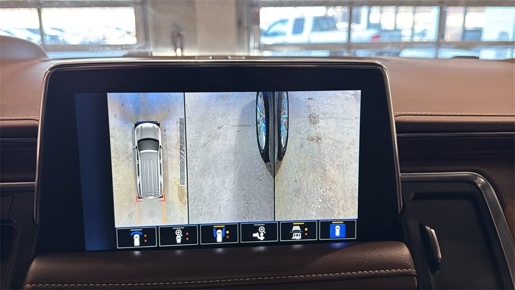 2022 Chevrolet Suburban High Country