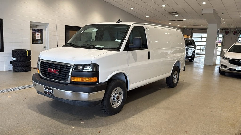 2025 GMC Savana Cargo 3500 Work Van