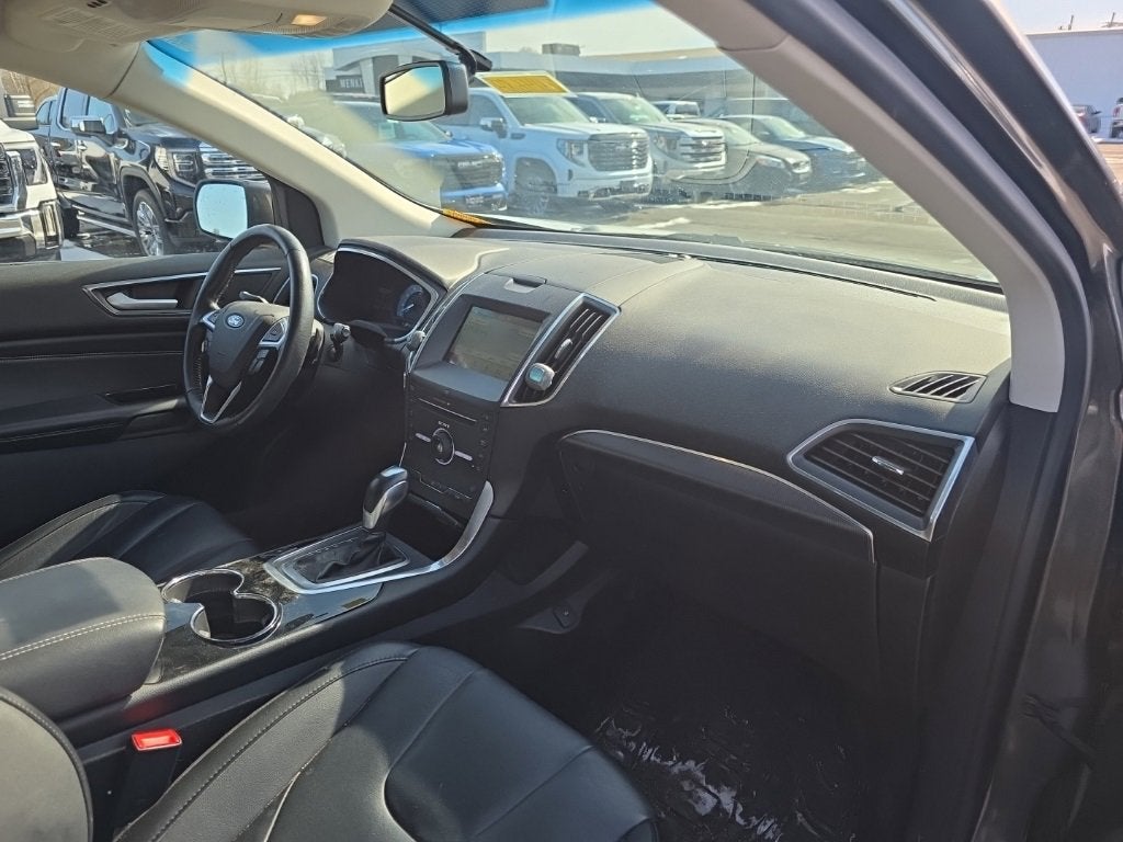 2016 Ford Edge Titanium