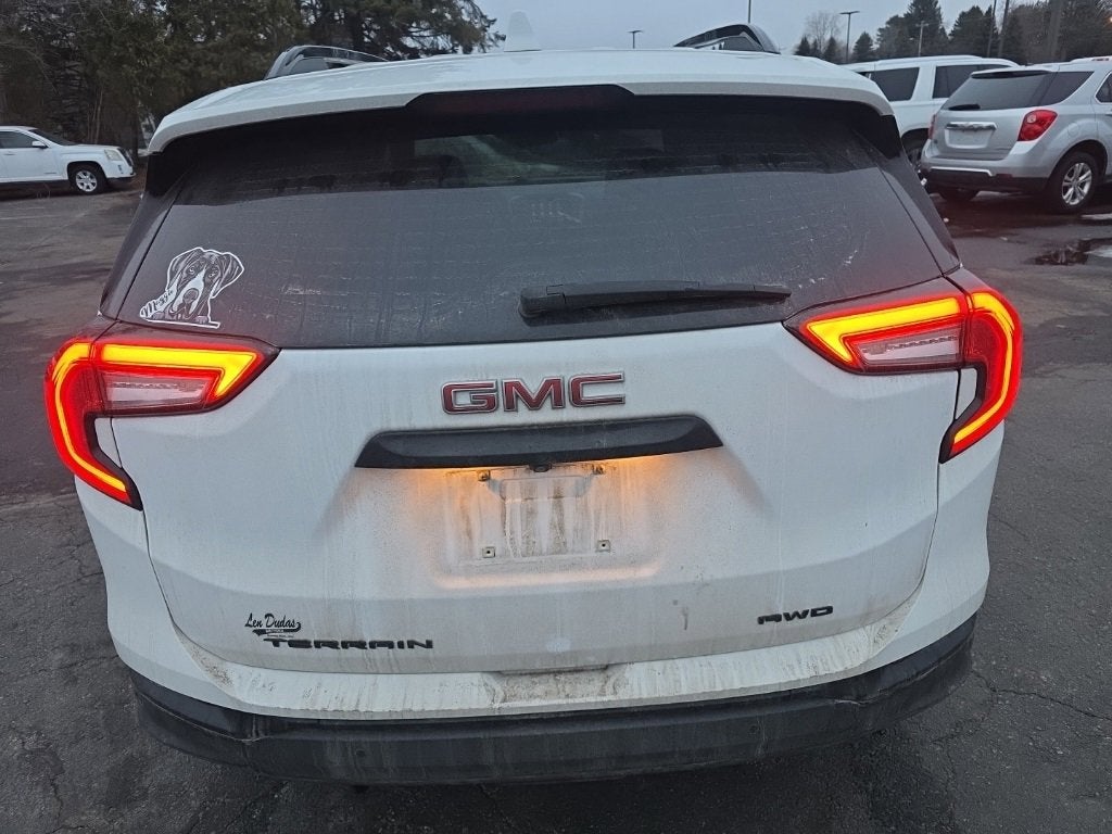 2023 GMC Terrain SLE