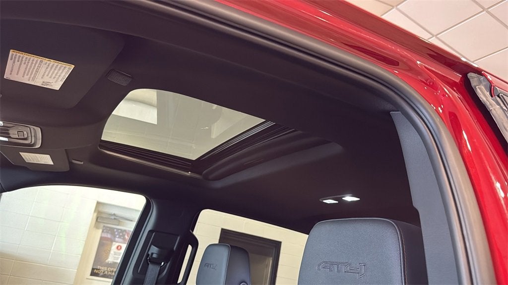 2025 GMC Sierra 1500 AT4