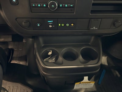 2025 GMC Savana Cutaway 3500 1WT