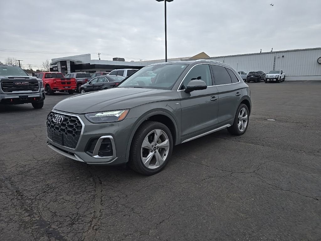 2023 Audi Q5 S line Premium Plus