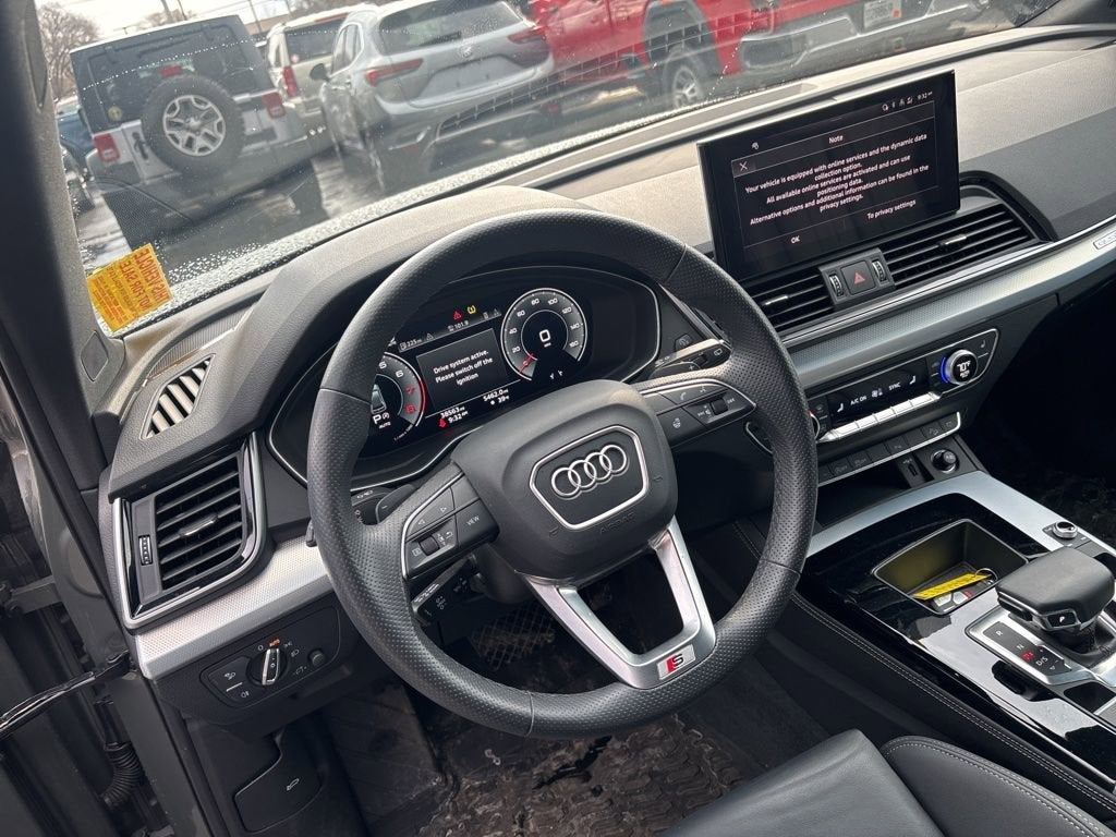 2024 Audi Q5 S line Premium Plus