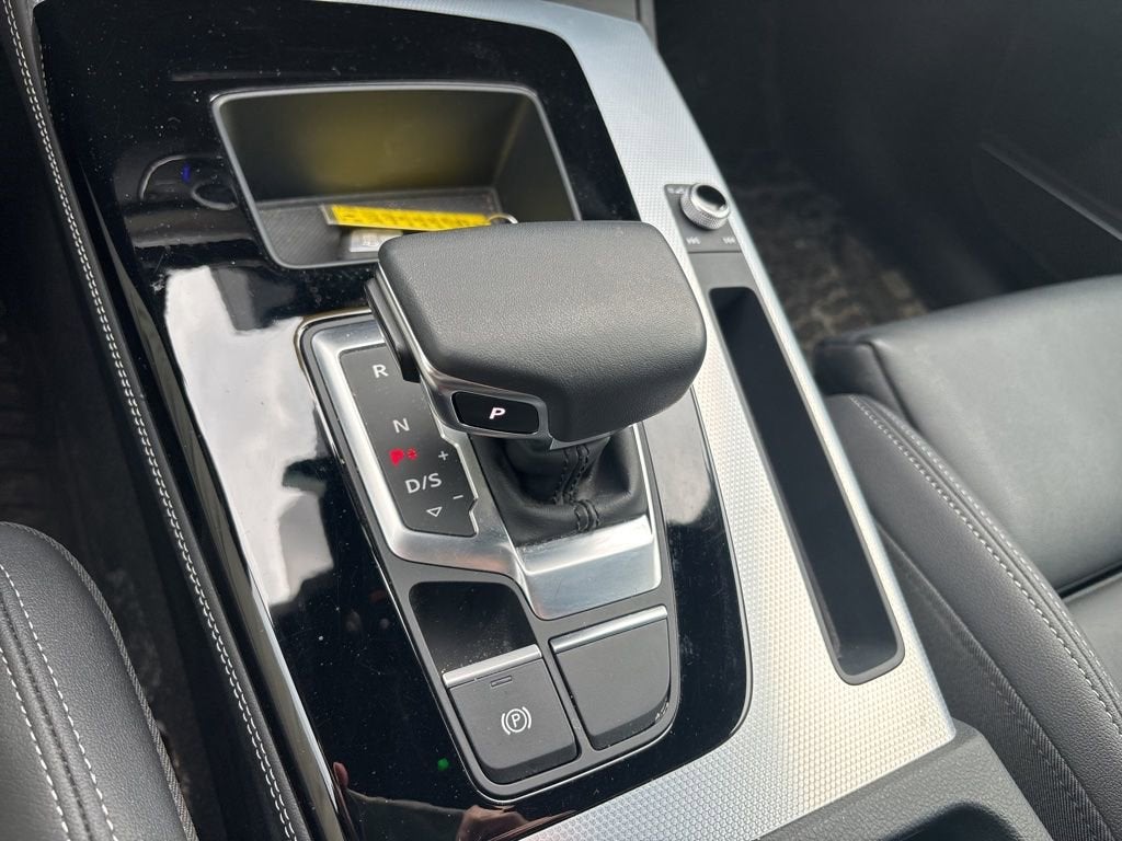 2024 Audi Q5 S line Premium Plus