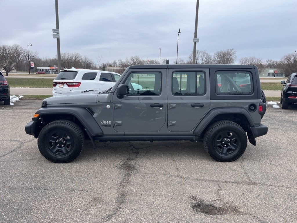 Used 2021 Jeep Wrangler Unlimited Sport with VIN 1C4HJXDG7MW604258 for sale in Worthington, Minnesota