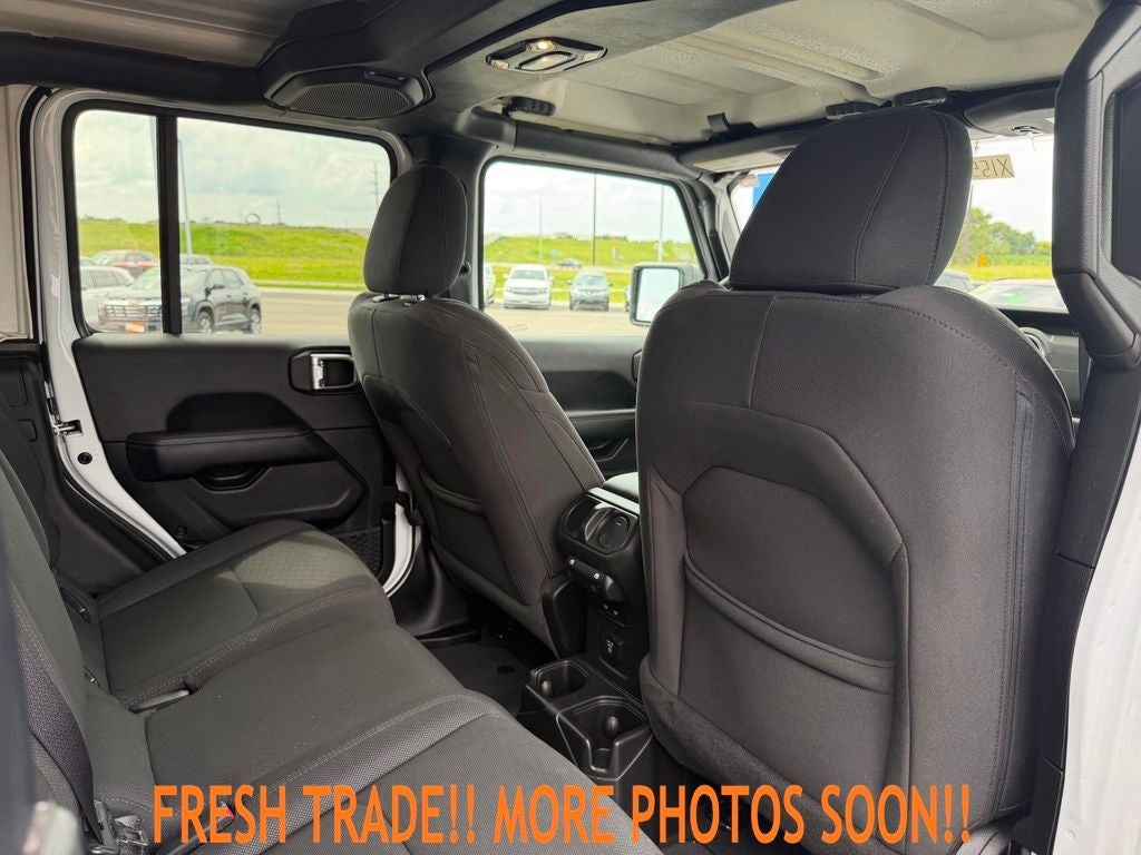 2023 Jeep Gladiator Overland