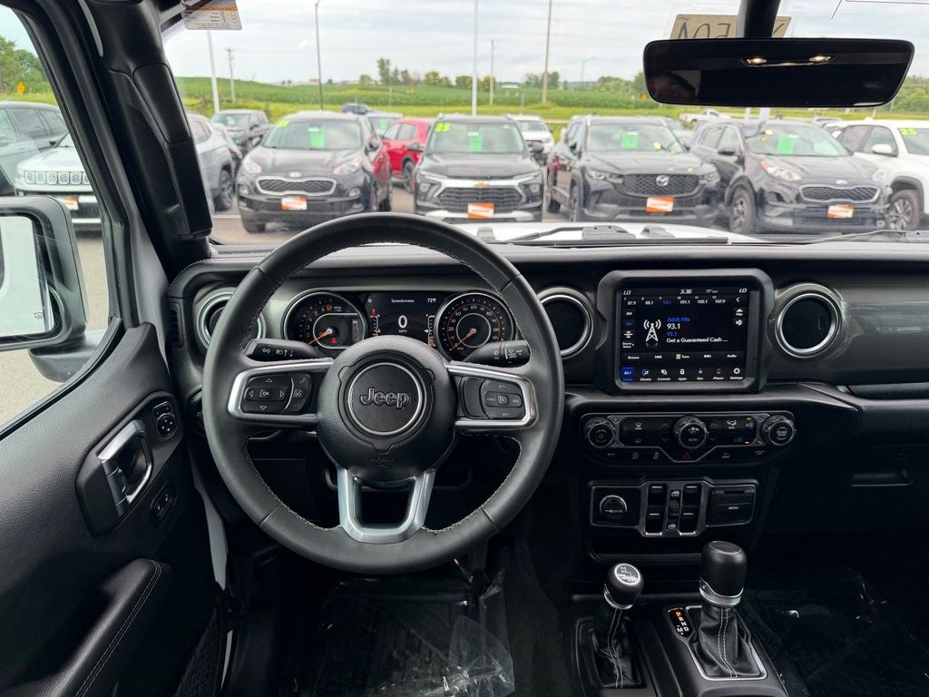 2023 Jeep Gladiator Overland