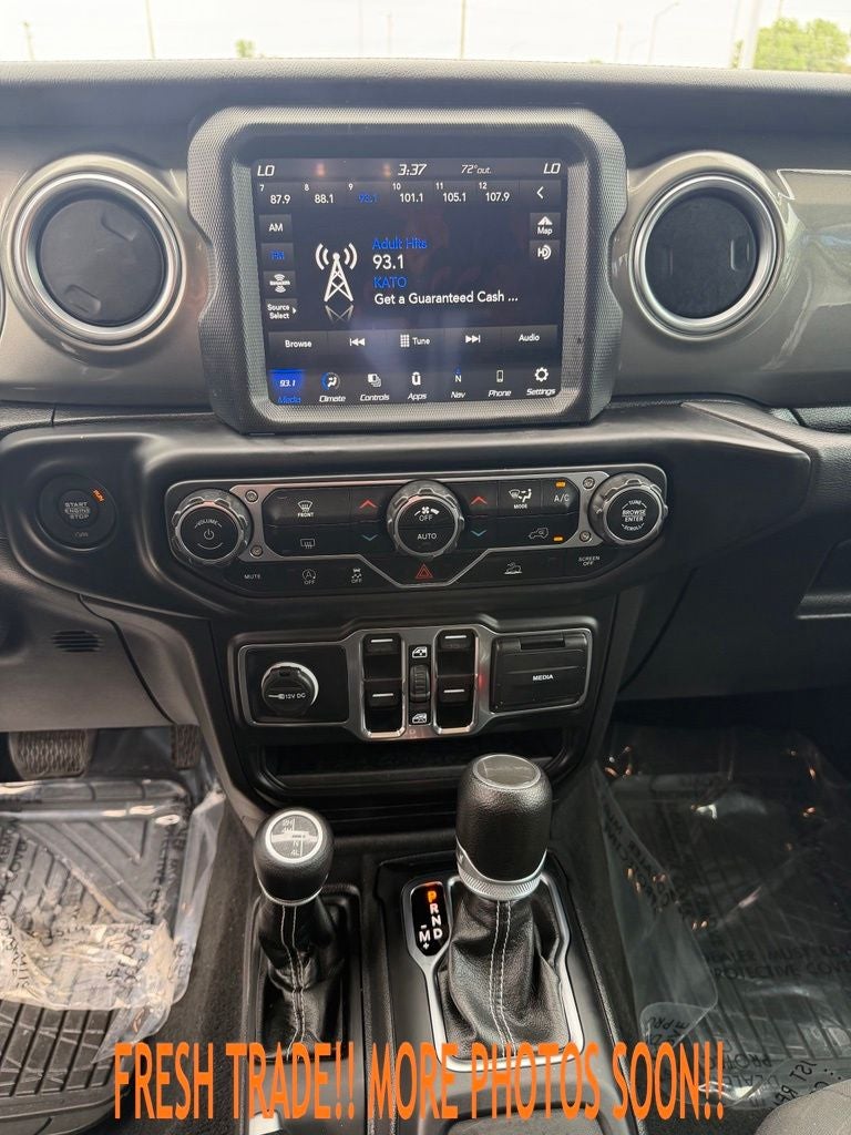 2023 Jeep Gladiator Overland