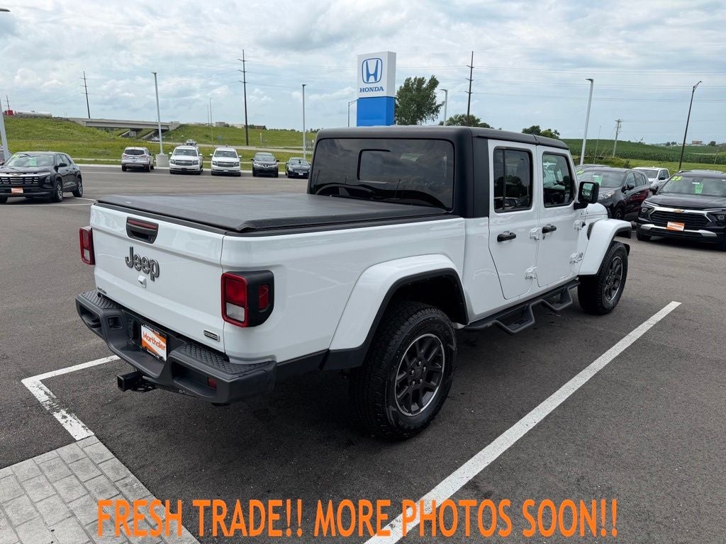 2023 Jeep Gladiator Overland