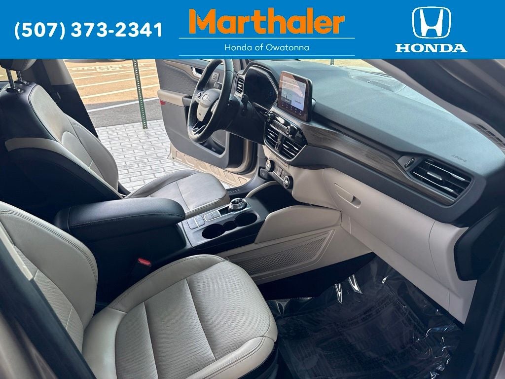 2020 Ford Escape Titanium