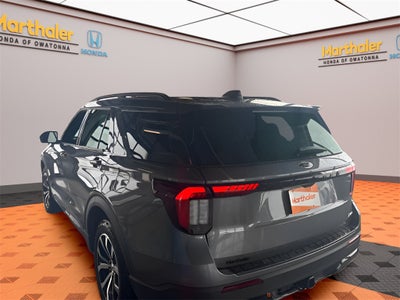 2025 Ford Explorer ST-Line