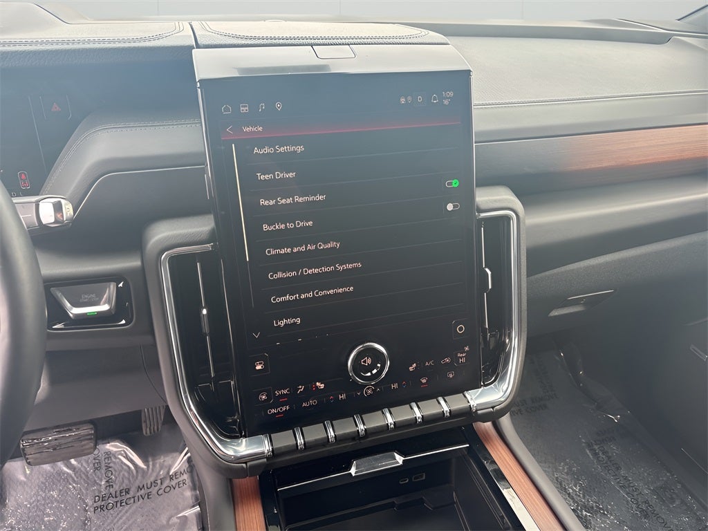 2025 GMC Yukon XL Denali