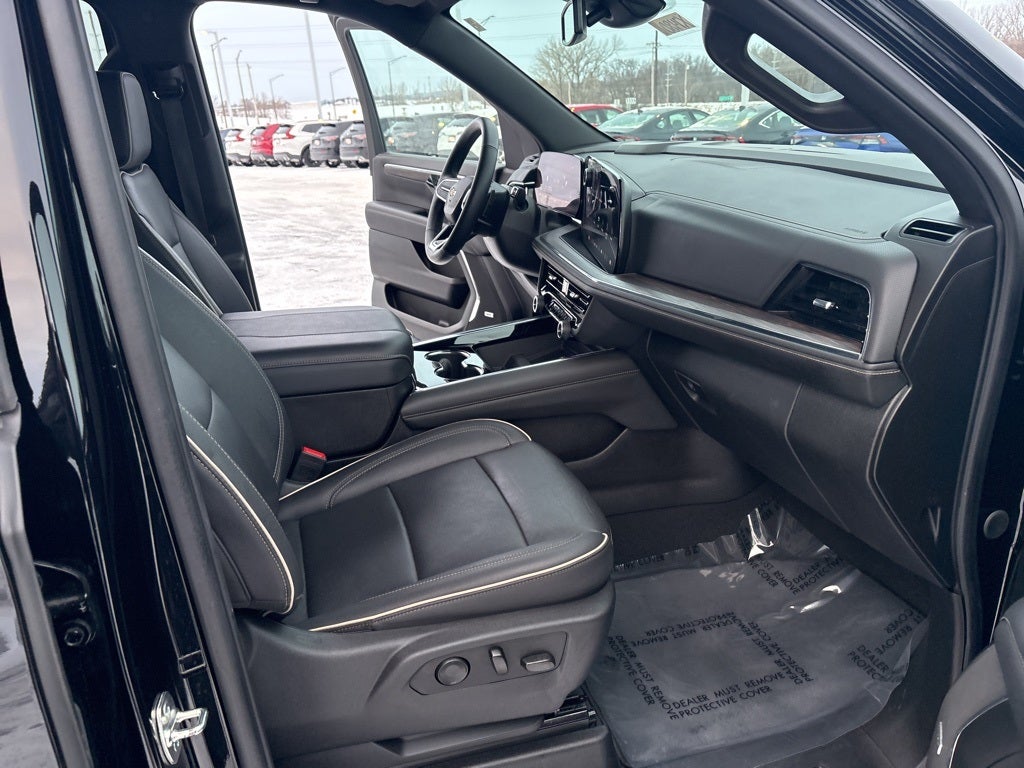 2025 Chevrolet Suburban Premier