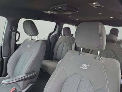 2018 Chrysler Pacifica Touring Plus