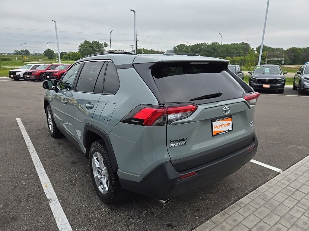 2021 Toyota RAV4 XLE