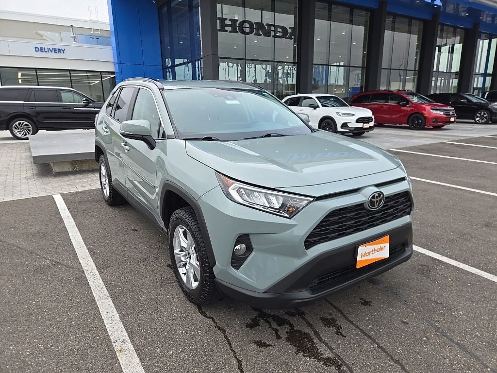 2021 Toyota RAV4 XLE