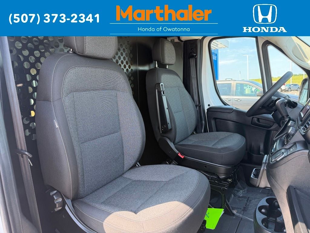 2025 RAM ProMaster 2500 Base