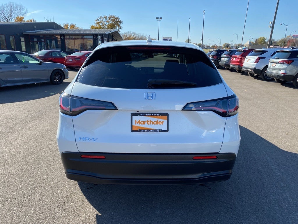 2026 Honda HR-V LX