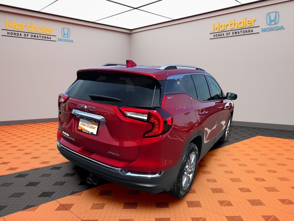 2022 GMC Terrain SLT
