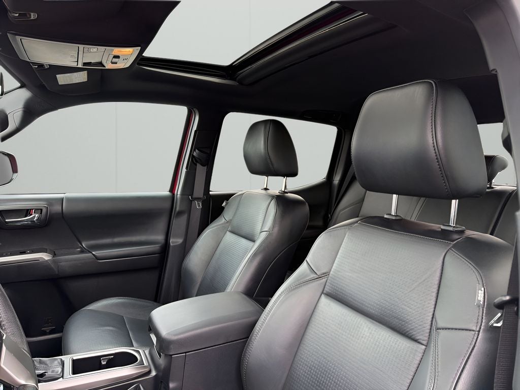 2022 Toyota Tacoma Limited V6