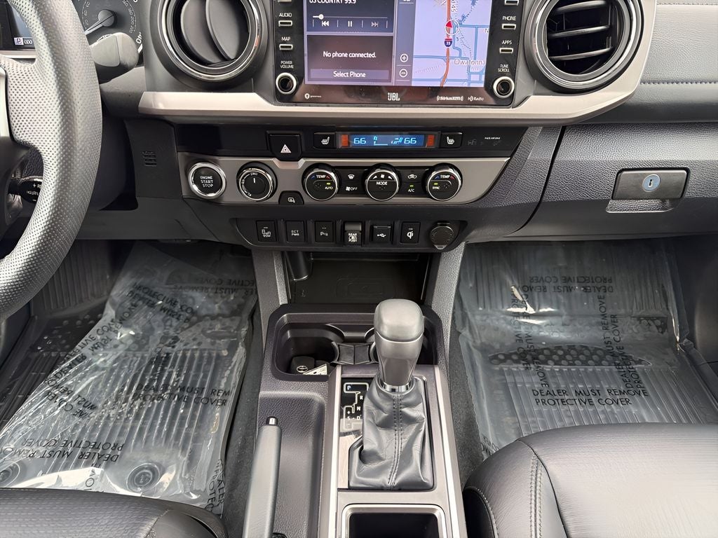 2022 Toyota Tacoma Limited V6