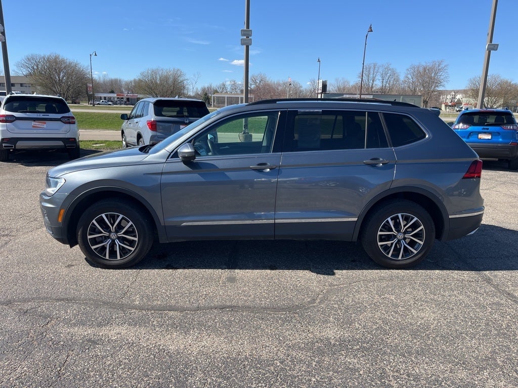 Used 2020 Volkswagen Tiguan SE with VIN 3VV2B7AX8LM103757 for sale in Worthington, MN