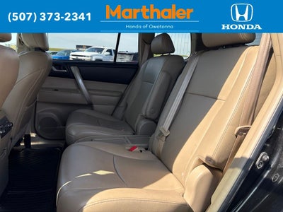 2013 Toyota Highlander SE