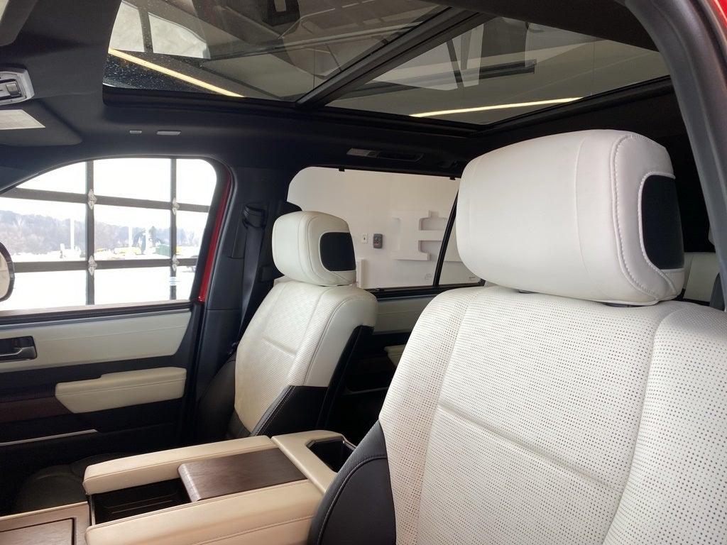 2023 Toyota Sequoia SR5