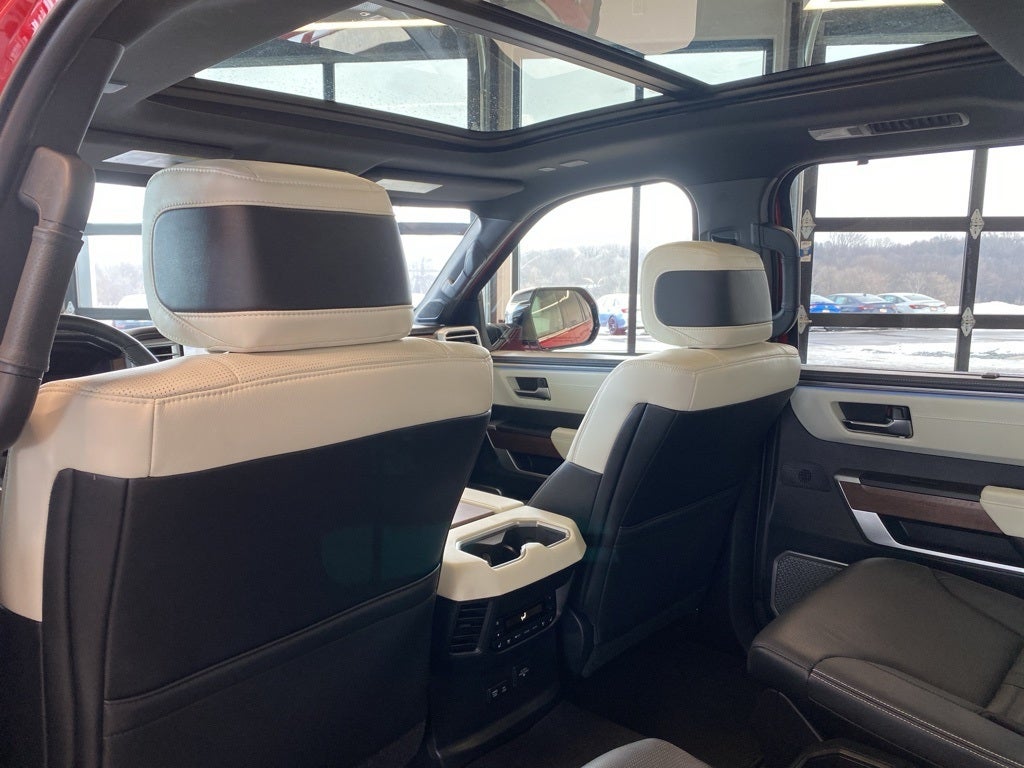 2023 Toyota Sequoia SR5