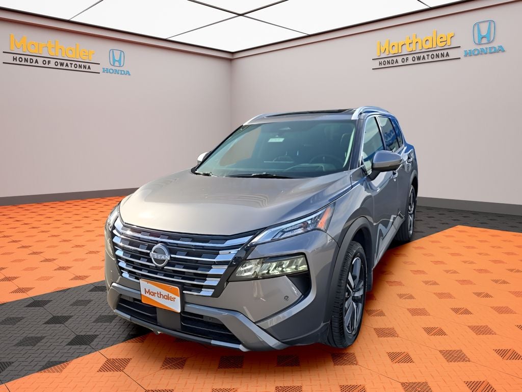 2025 Nissan Rogue SL