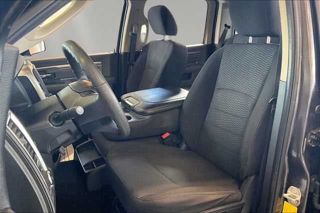 2020 RAM 1500 Classic Warlock Crew Cab 4x4 5'7" Box