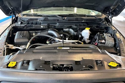 2020 RAM 1500 Classic Warlock Crew Cab 4x4 5'7" Box