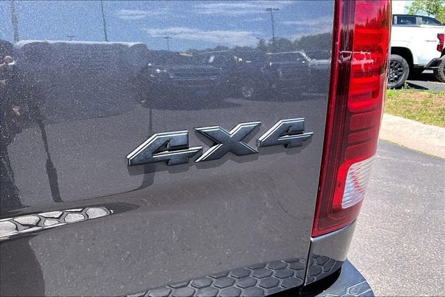 2020 RAM 1500 Classic Warlock Crew Cab 4x4 5'7" Box