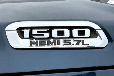 2019 RAM 1500 Tradesman Crew Cab 4x4 5'7" Box