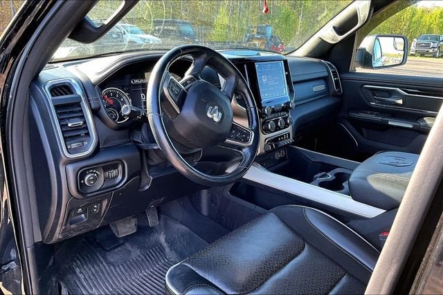 2019 RAM 1500 Laramie Crew Cab 4x4 5'7" Box
