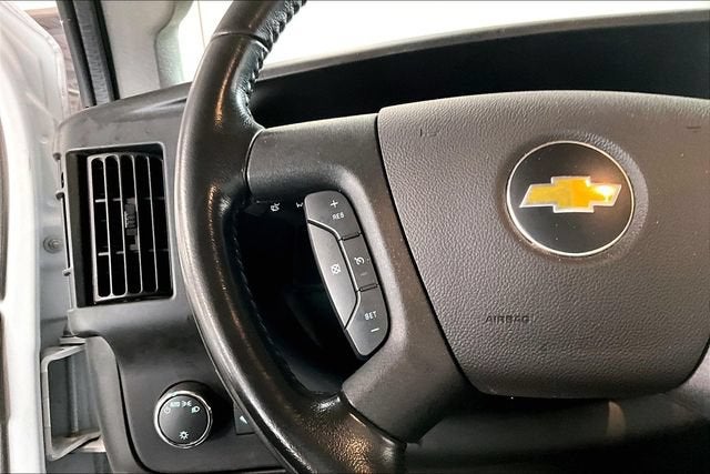 2021 Chevrolet Express Cutaway 3500 Work Van