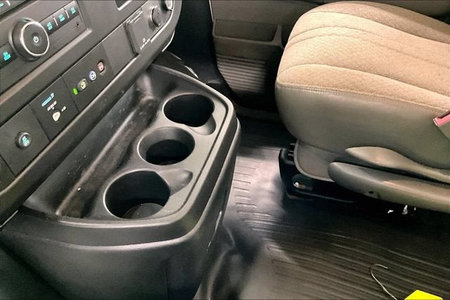 2021 Chevrolet Express Cutaway 3500 Work Van