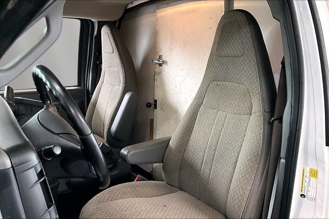 2021 Chevrolet Express Cutaway 3500 Work Van