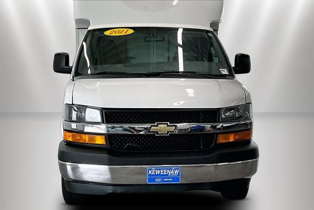 2021 Chevrolet Express Cutaway 3500 Work Van
