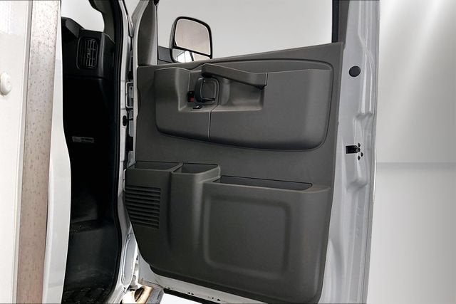 2021 Chevrolet Express Cutaway 3500 Work Van