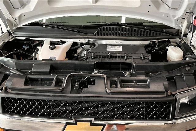2021 Chevrolet Express Cutaway 3500 Work Van