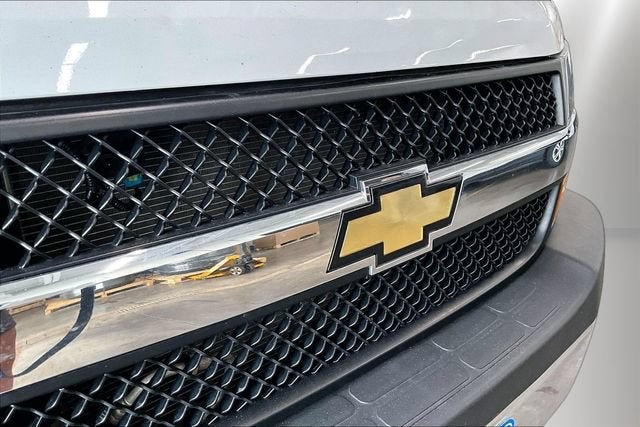 2021 Chevrolet Express Cutaway 3500 Work Van