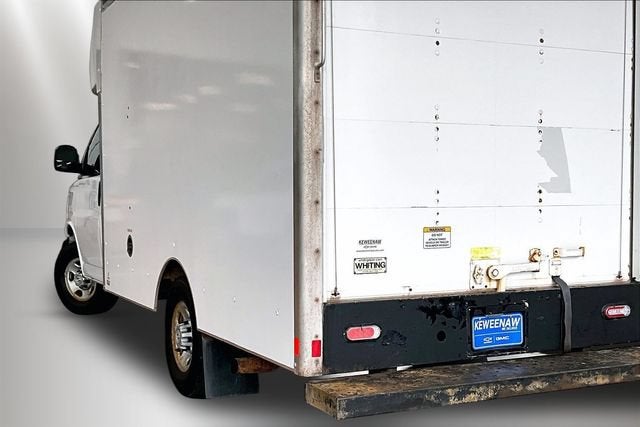 2021 Chevrolet Express Cutaway 3500 Work Van
