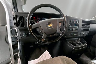 2021 Chevrolet Express Cutaway 3500 Work Van