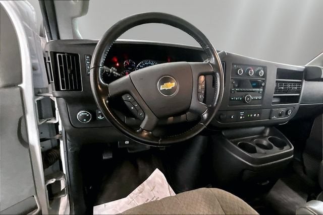 2021 Chevrolet Express Cutaway 3500 Work Van