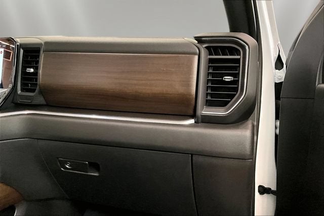 2024 Chevrolet Silverado 3500 HD High Country