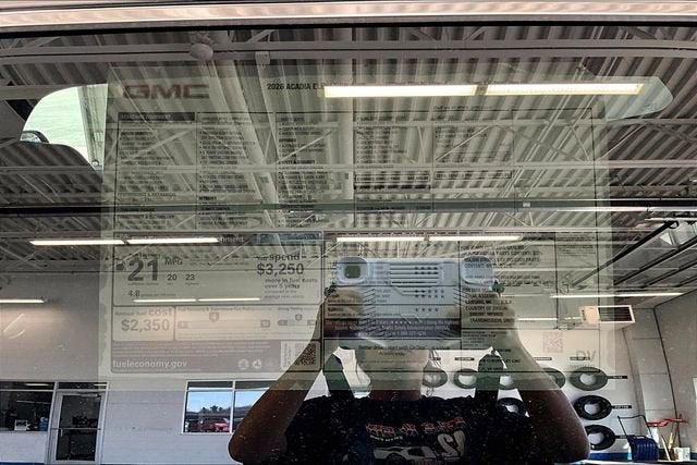 2026 GMC Acadia Elevation